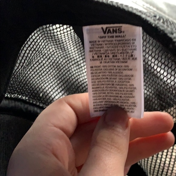 Hat - Picture 3 of 4